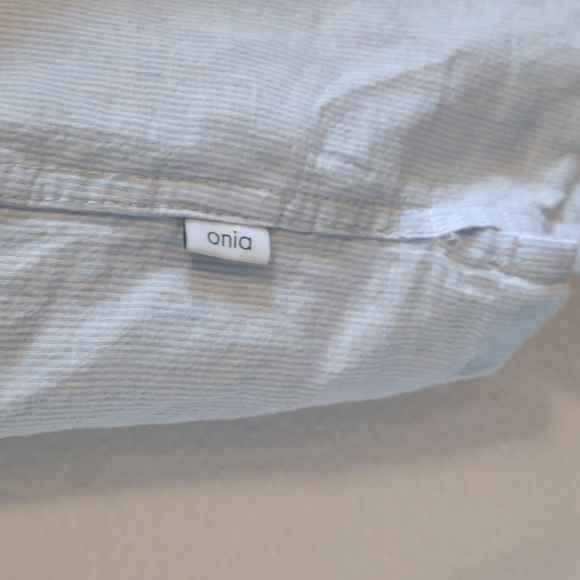 Linen beach vacation Onia  1/2  button down - Picture 6 of 7